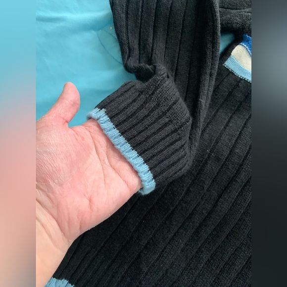 NXP sweater size XL - Picture 3 of 5